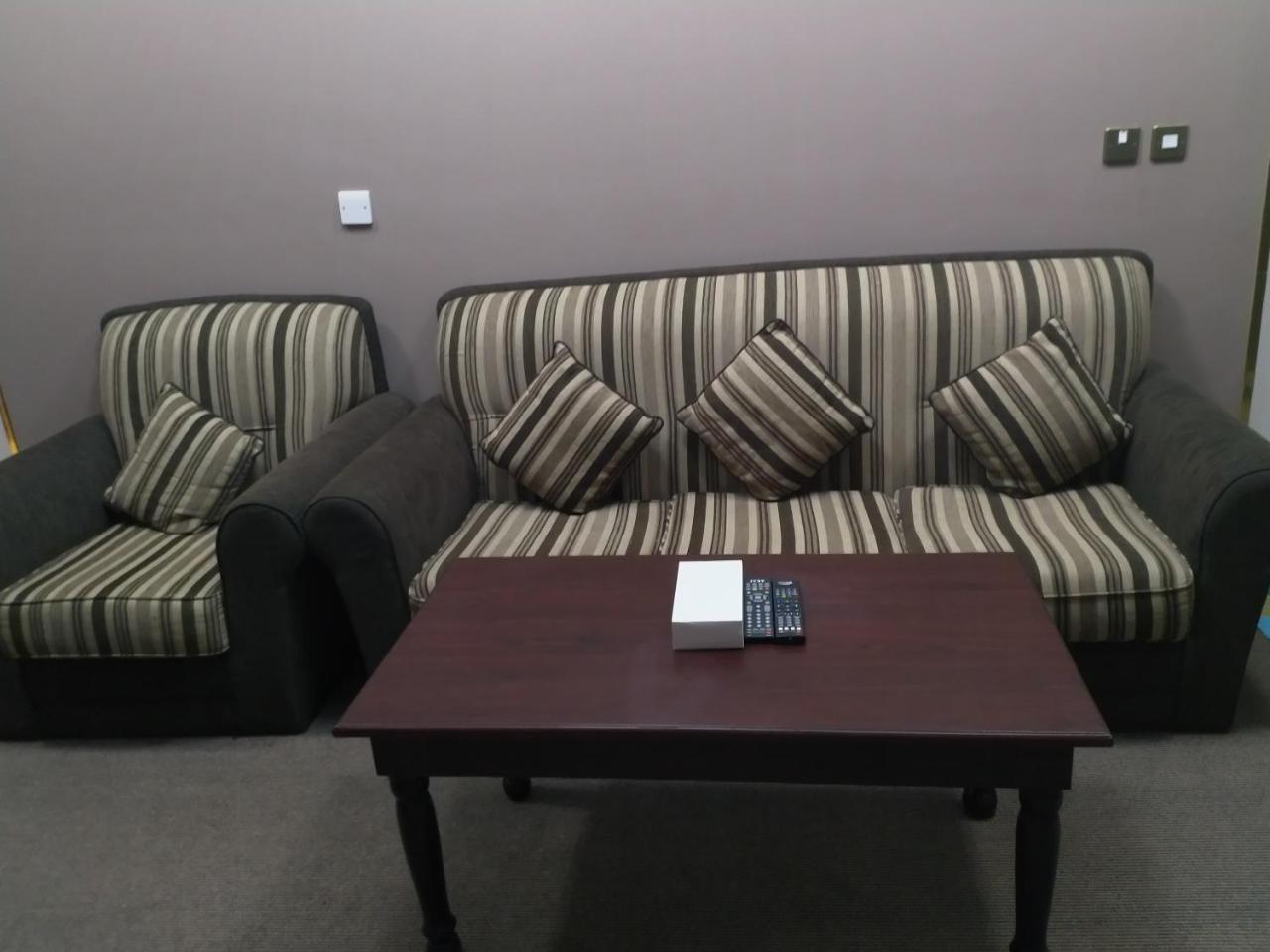 Jimi Plaza Furnished Hotel *